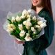Букет из 25 белых тюльпанов